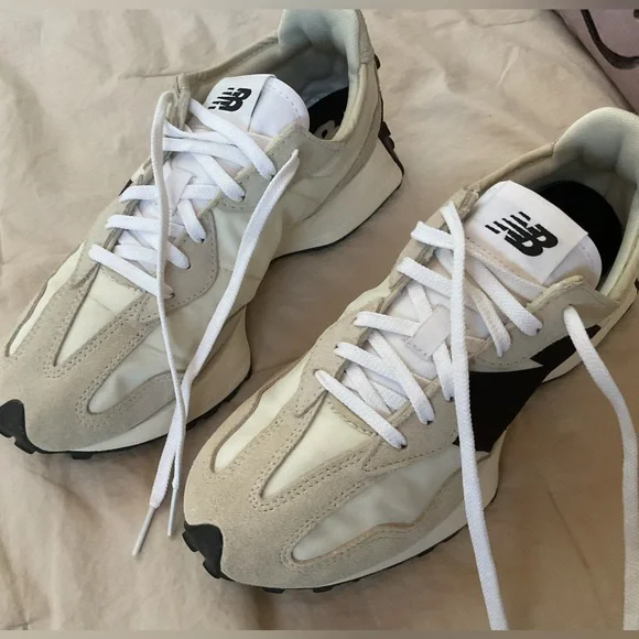 New Balance 327 "Sea Salt/Black" sneakers, 8 - Picture 4 of 11